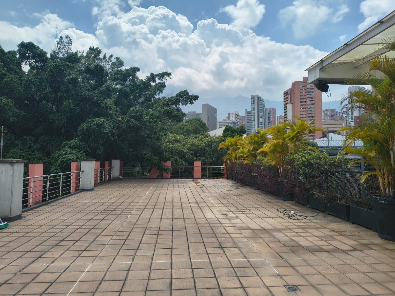 Terraza OASIS Medellín